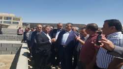 بازدید استاندار مرکزی از واحد نمونه پرورش شترمرغ نادرآباد و پیگیری رفع موانع تولید